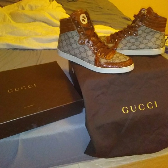 gucci crocodile sneakers